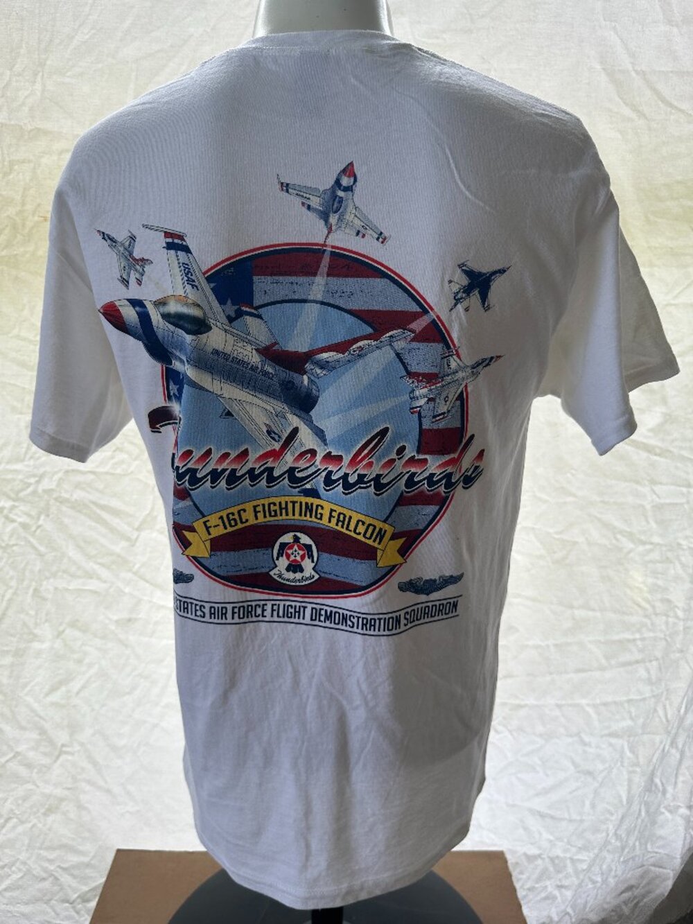 US Air Force Thunderbirds F-16C Fighting Falcon Men's White Shirt Medium Gildan